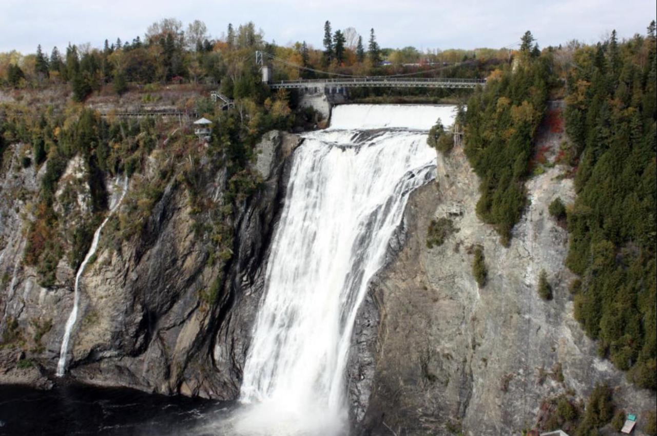 Initial - Citadin - Chutes-Montmorency Saint-Jean-de-Boischâtel Exterior foto